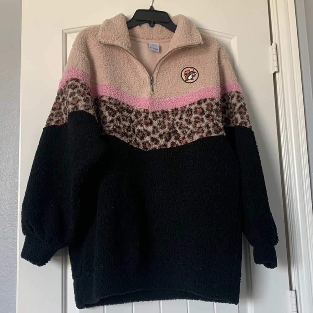 Buc-eee zip up